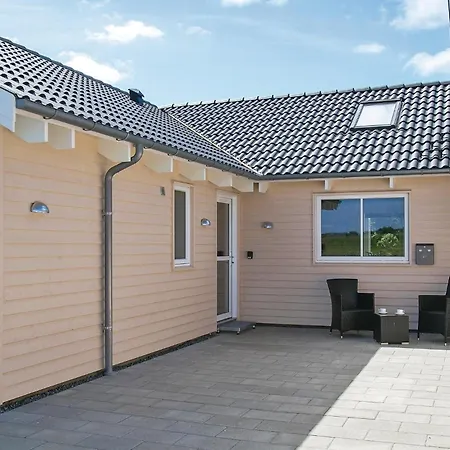 7 Bedroom Gorgeous Home In Spøttrup Feriehus *